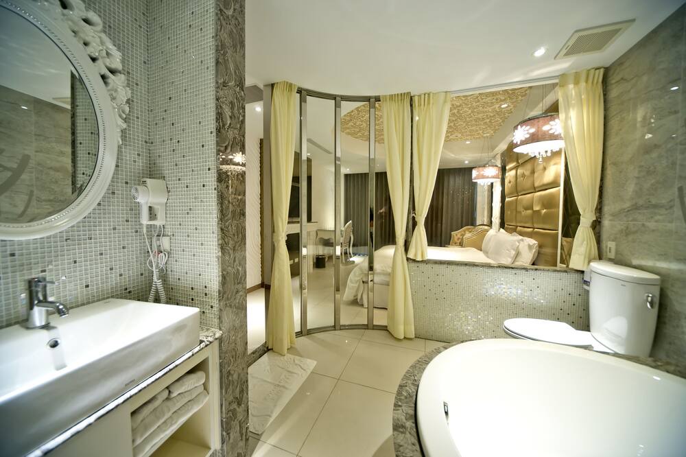 Photo of Bathroom in Wanli