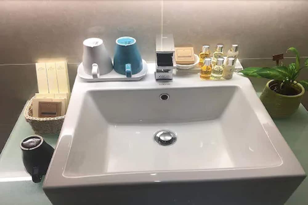 Photo of Bathroom in Nangang