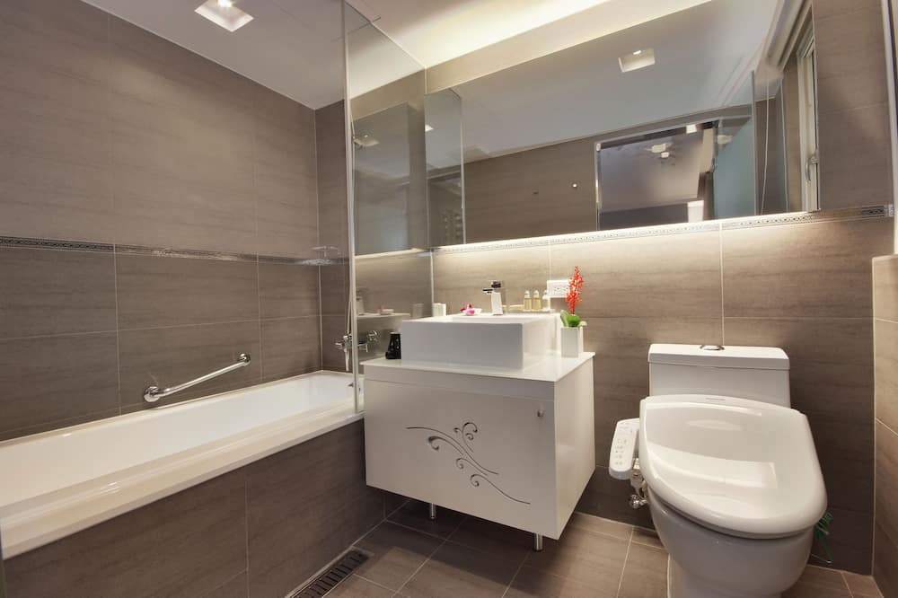 Photo of Bathroom in Nangang