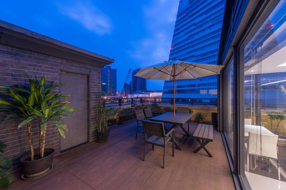 Photo of Patio Balcony in Nangang