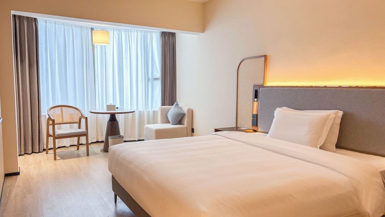 Photo of Bedroom in Huaqiang North