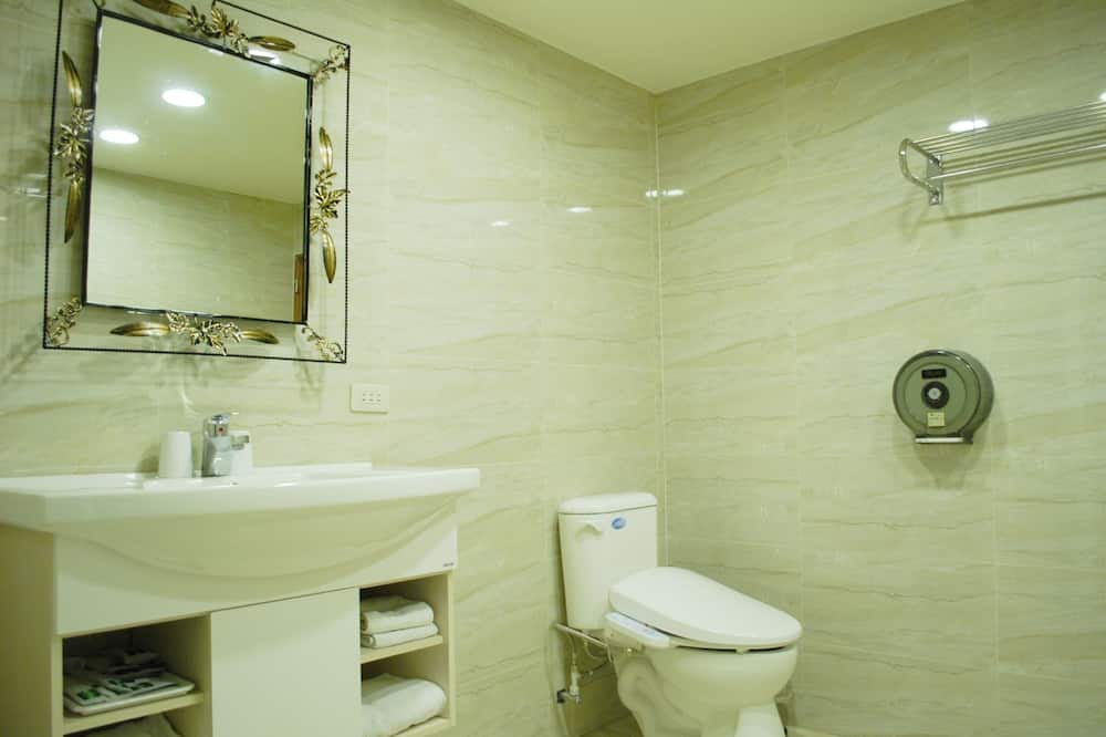 Photo of Bathroom in Taoyuan City Centre