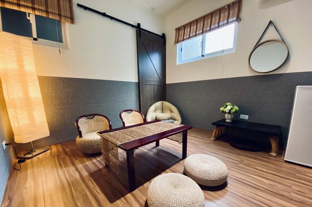Photo of Livingroom in Tainan City Centre