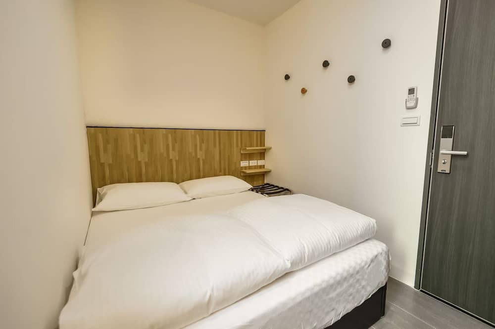 Photo of Bedroom in East District