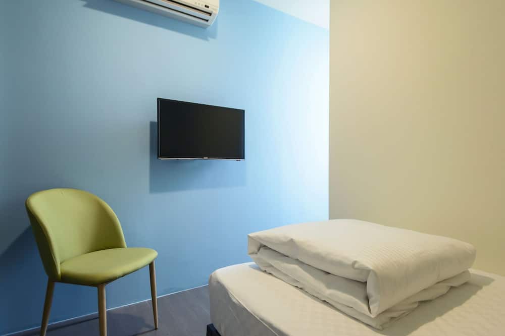 Photo of Bedroom in East District