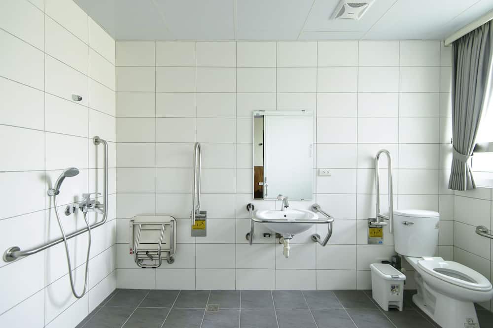 Photo of Bathroom in East District