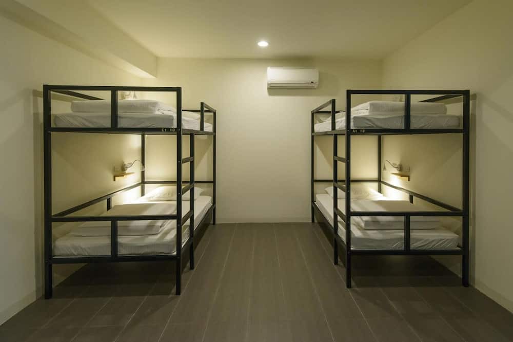 Photo of Bedroom in East District