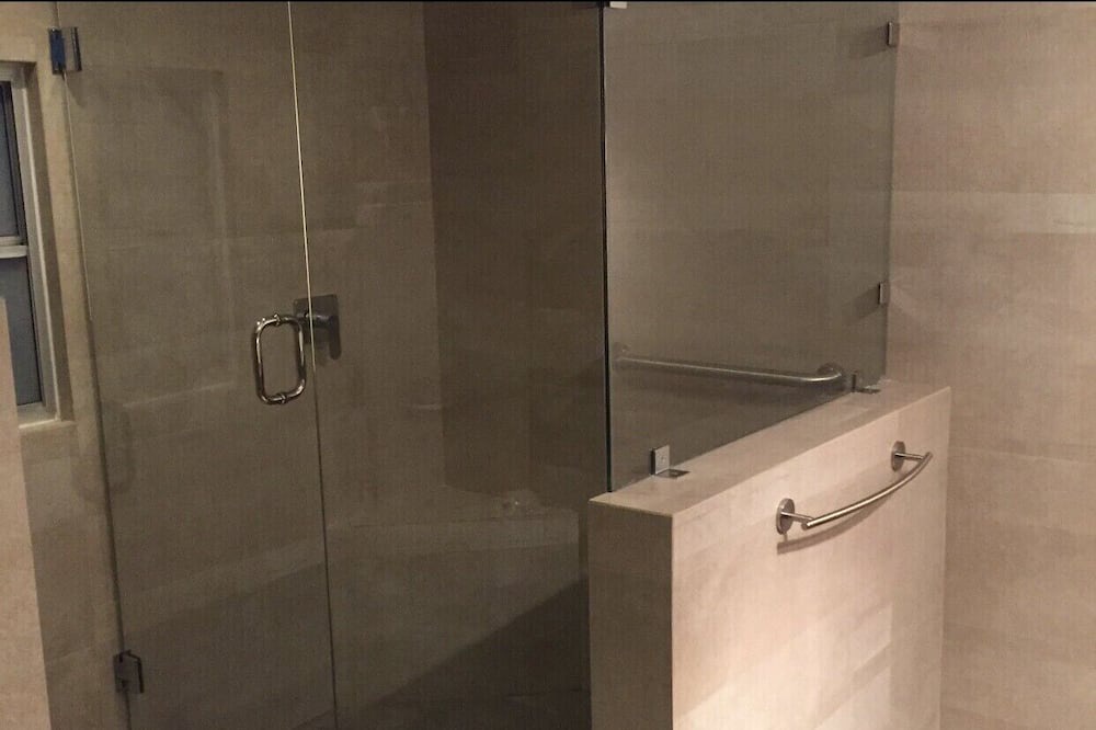 Photo of Bathroom in Tijuana