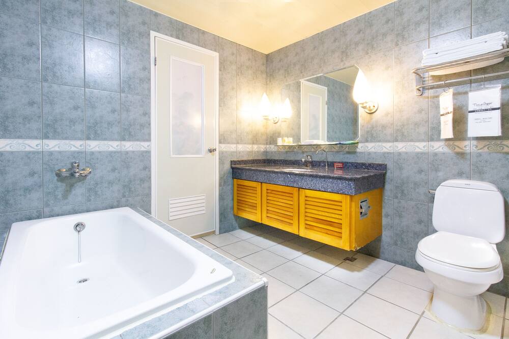 Photo of Bathroom in Xinying