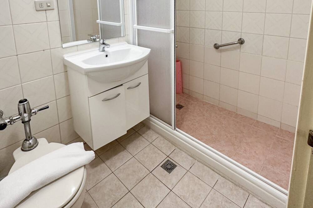Photo of Bathroom in Changhua City Centre