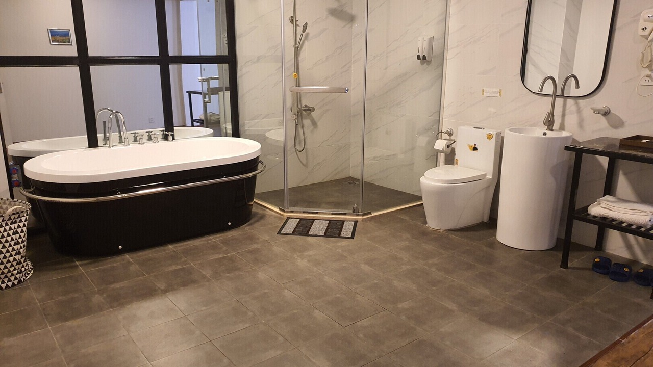 Photo of Bathroom in Ngo Quyen
