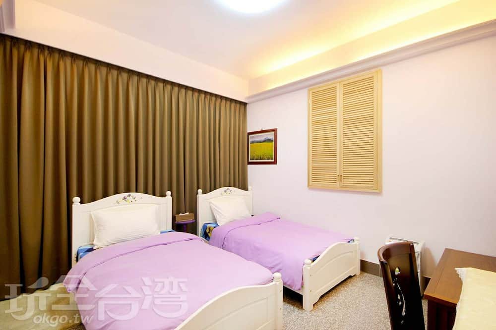 Photo of Bathroom in Shuangxi District