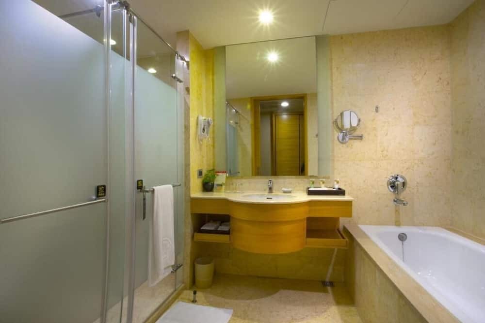 Photo of Bathroom in East District