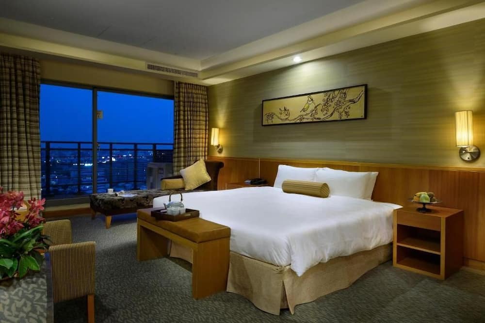 Photo of Bedroom in East District