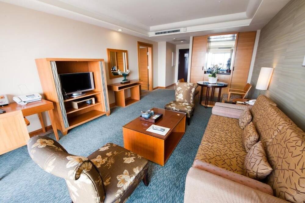 Photo of Bedroom in East District