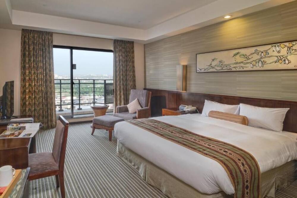 Photo of Bedroom in East District