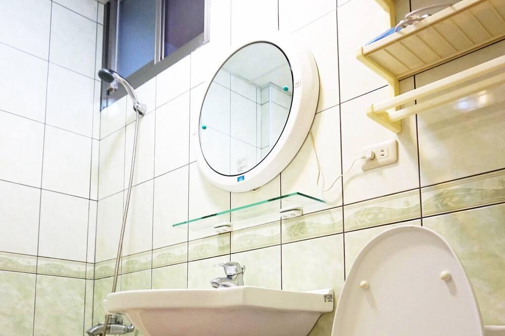 Photo of Bathroom in Yingge District