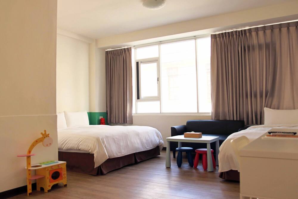 Photo of Bedroom in East District