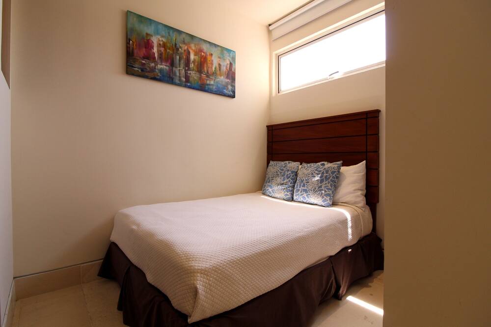 Photo of Bedroom in Romantic Zone