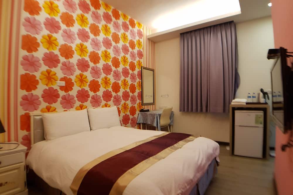 Photo of Bedroom in East District