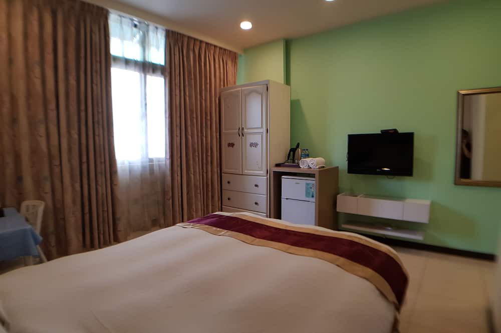 Photo of Bedroom in East District