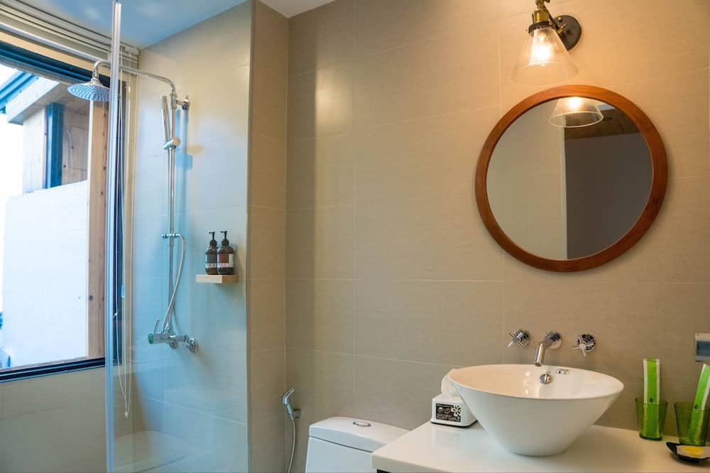 Photo of Bathroom in North District