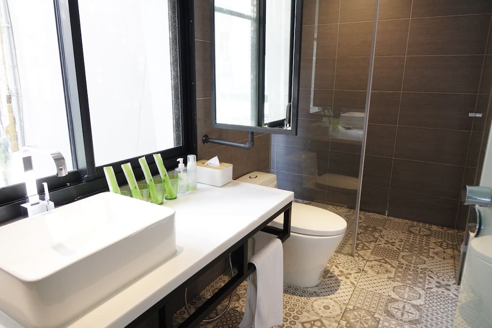 Photo of Bathroom in North District