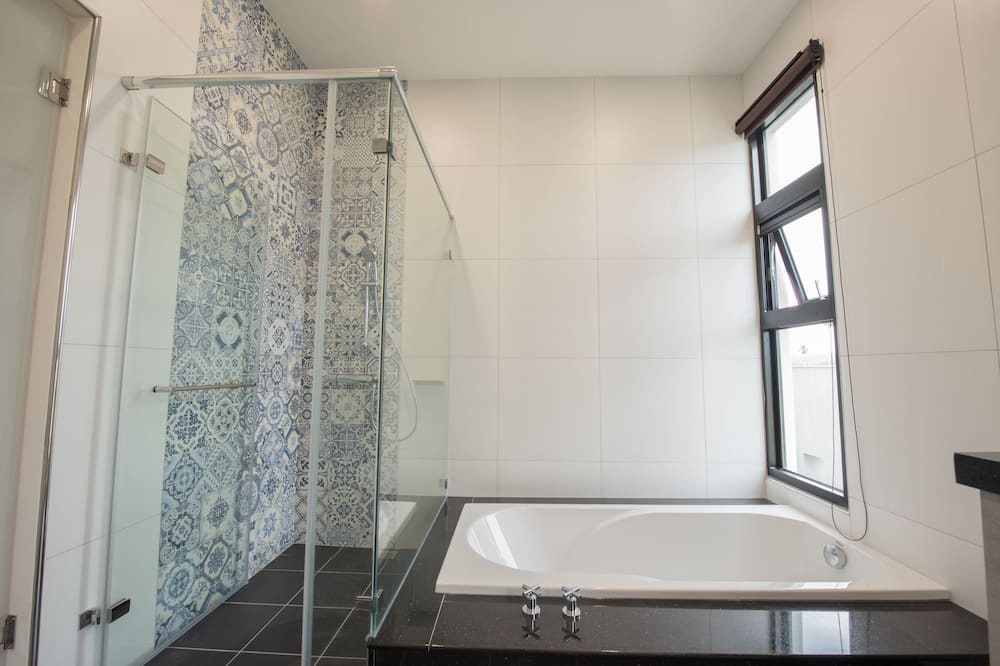 Photo of Bathroom in Zhongpu