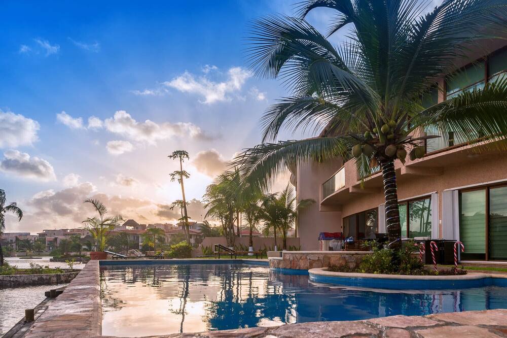 Photo of Others in Puerto Aventuras