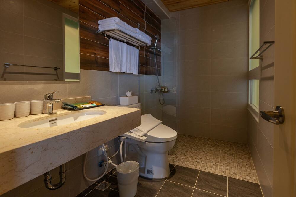 Photo of Bathroom in Shoufeng