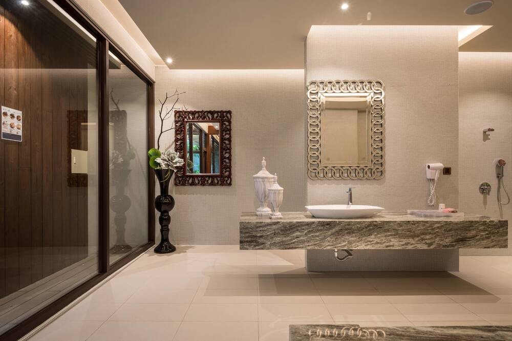 Photo of Bathroom in Nantun District