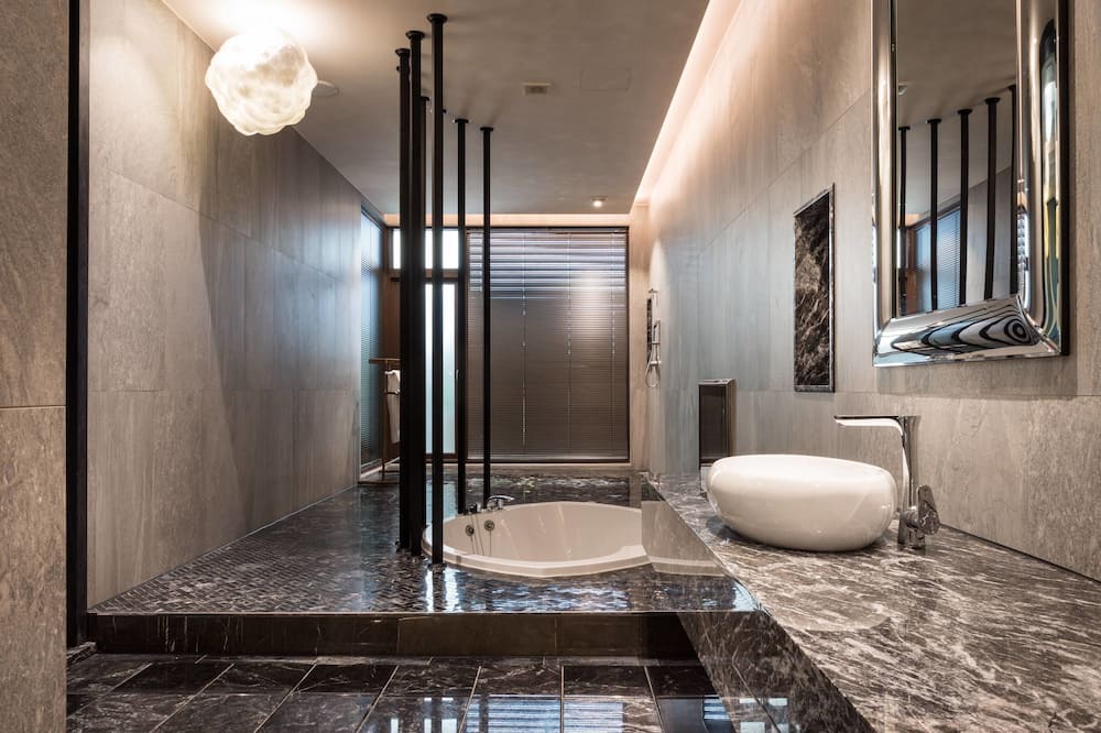 Photo of Bathroom in Nantun District