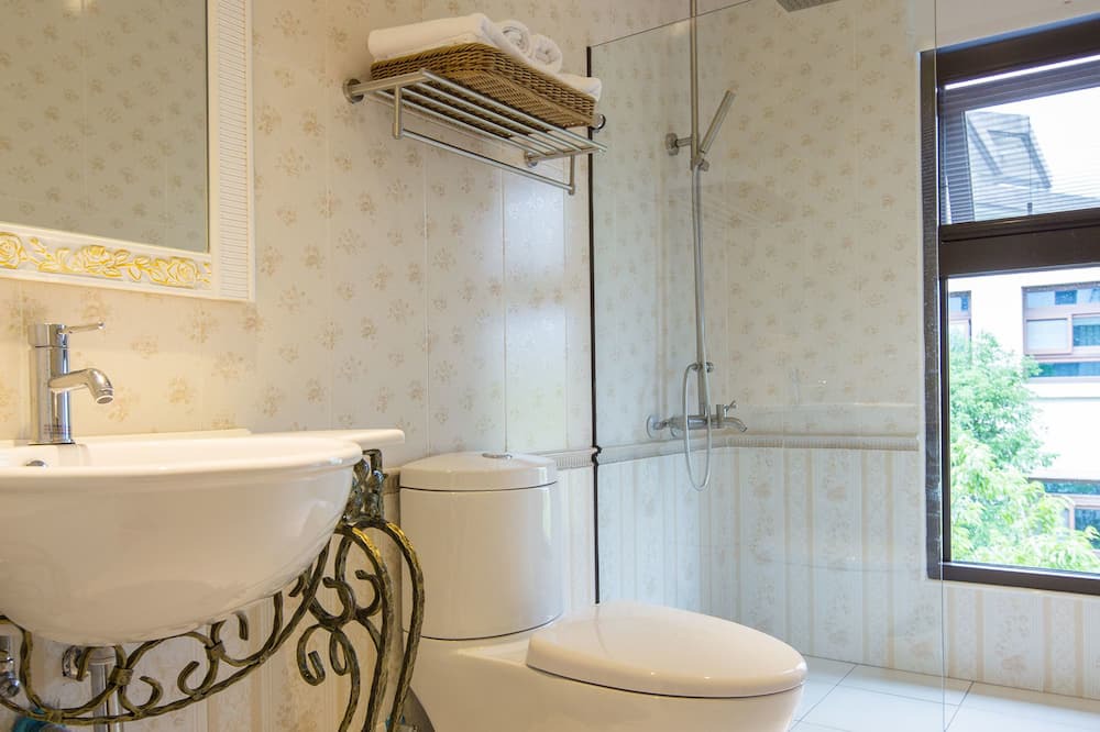 Photo of Bathroom in Dongshan