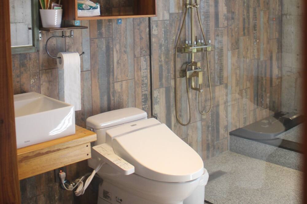 Photo of Bathroom in Dongshan