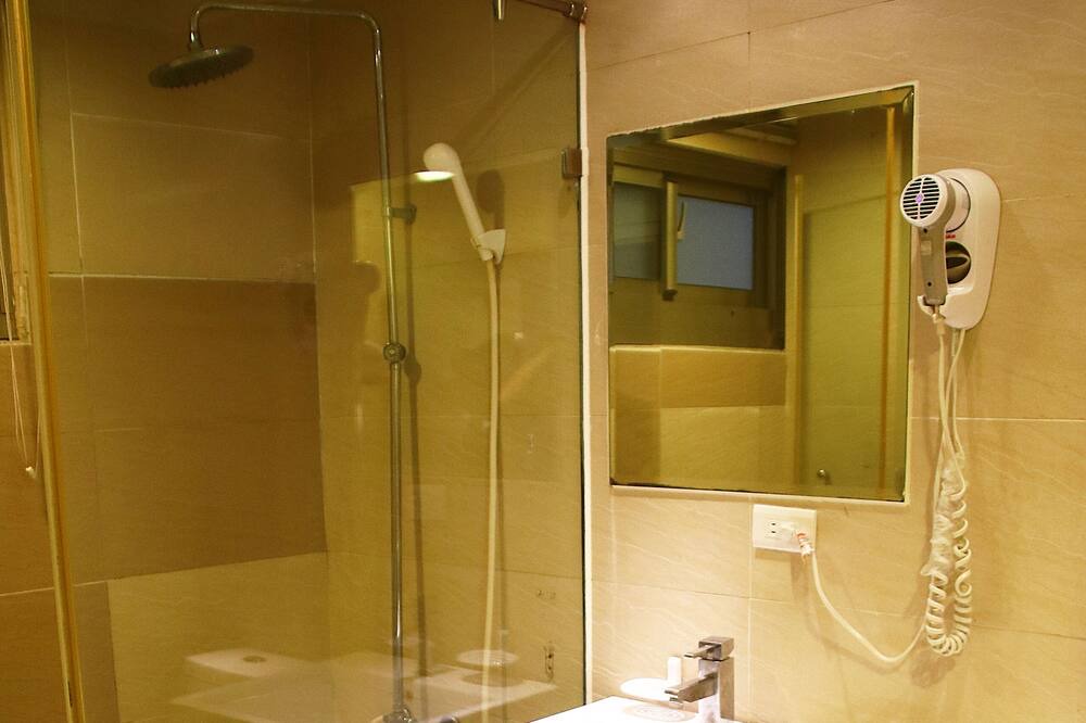 Photo of Bathroom in West District