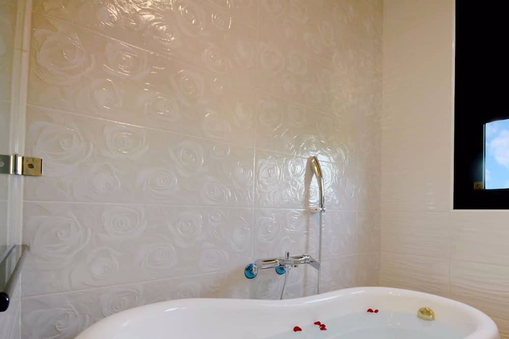 Photo of Bathroom in Jiji
