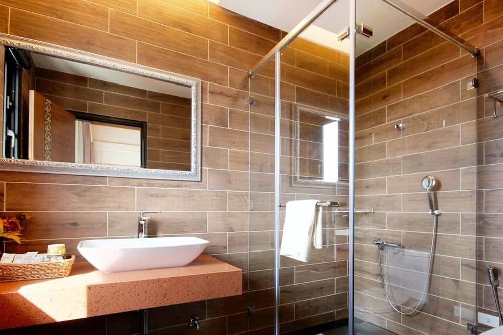 Photo of Bathroom in Jiji