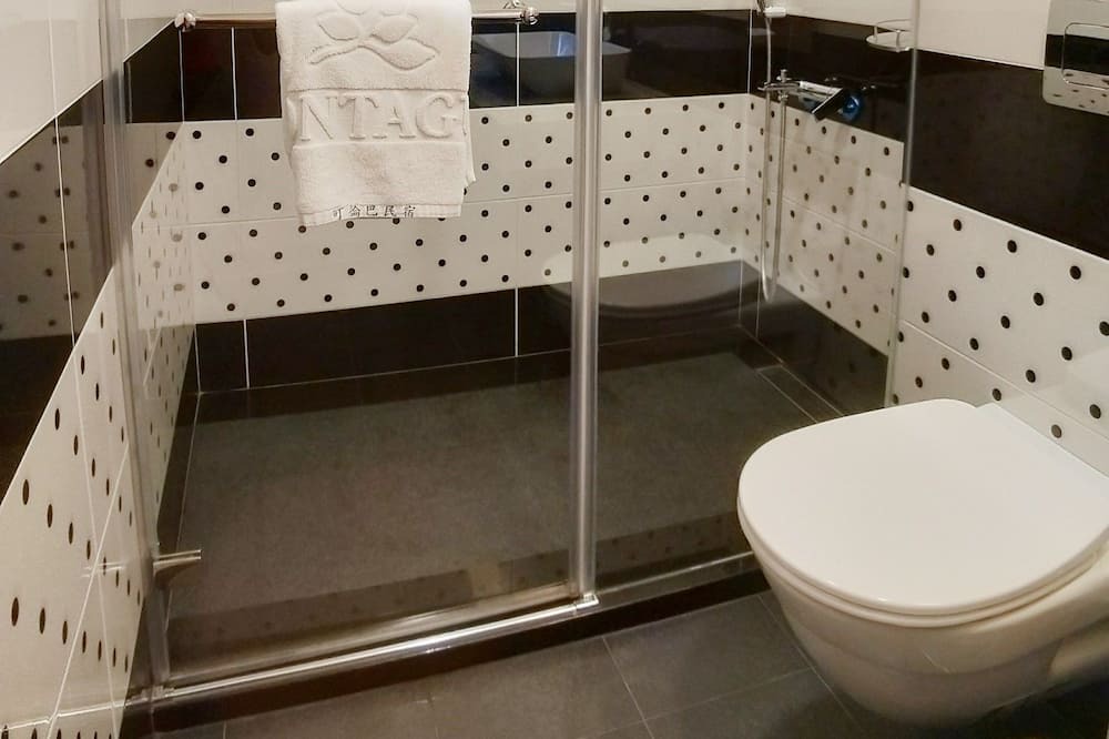 Photo of Bathroom in Jiji