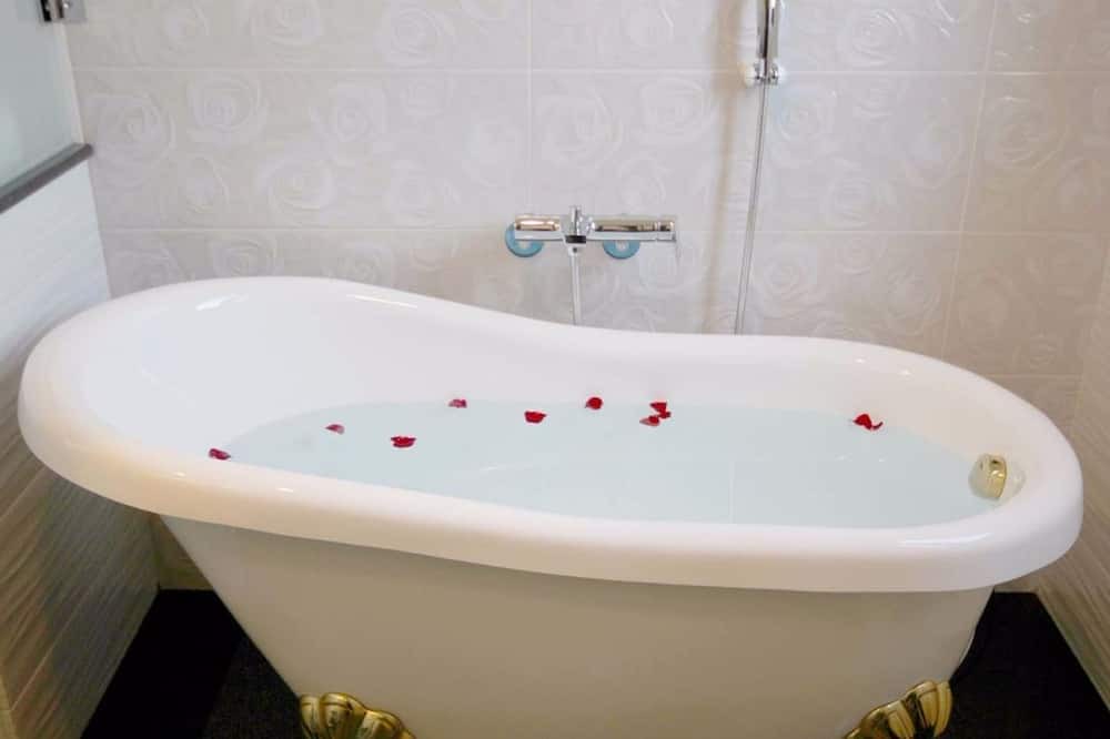Photo of Bathroom in Jiji
