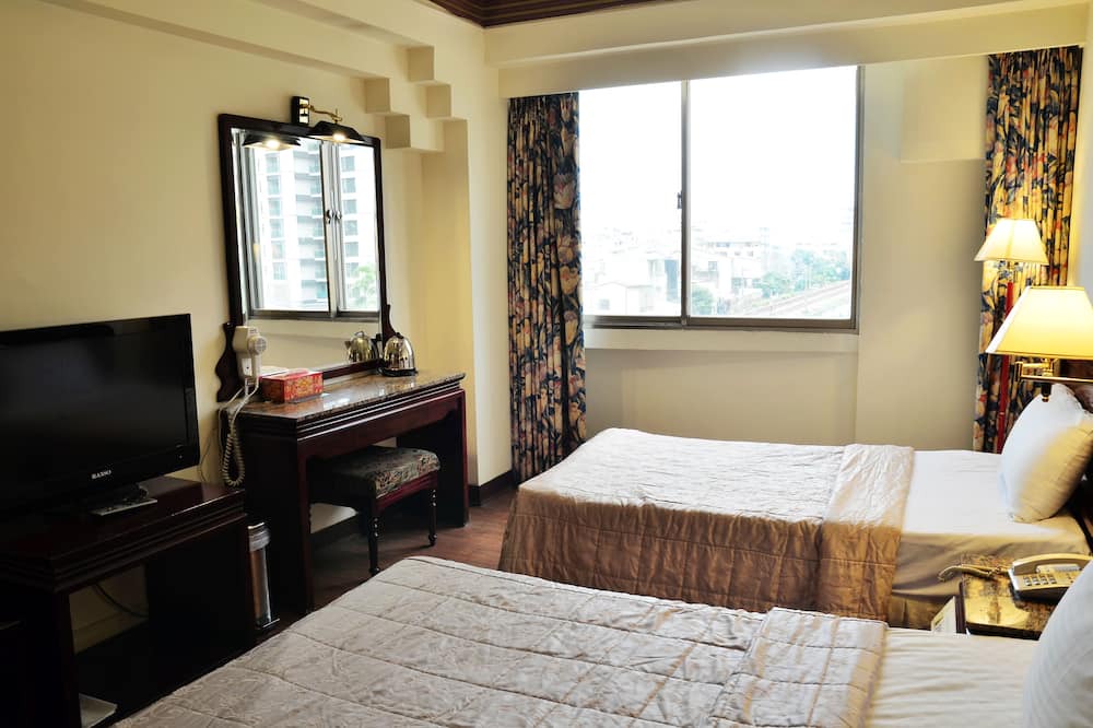 Photo of Bedroom in East District