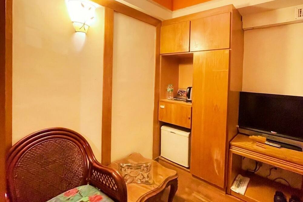 Photo of Bedroom in East District