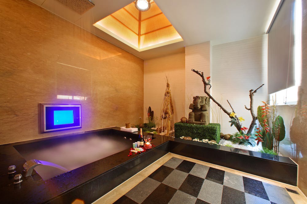 Photo of Bathroom in Luzhu District