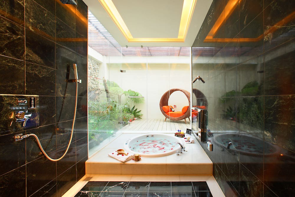 Photo of Bathroom in Luzhu District
