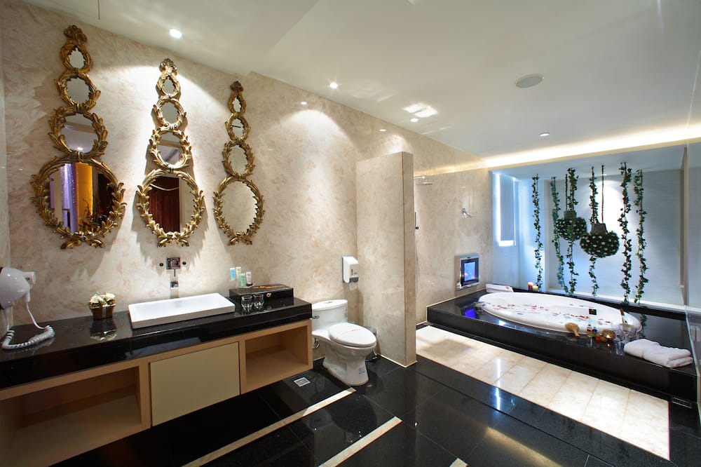 Photo of Bathroom in Luzhu District