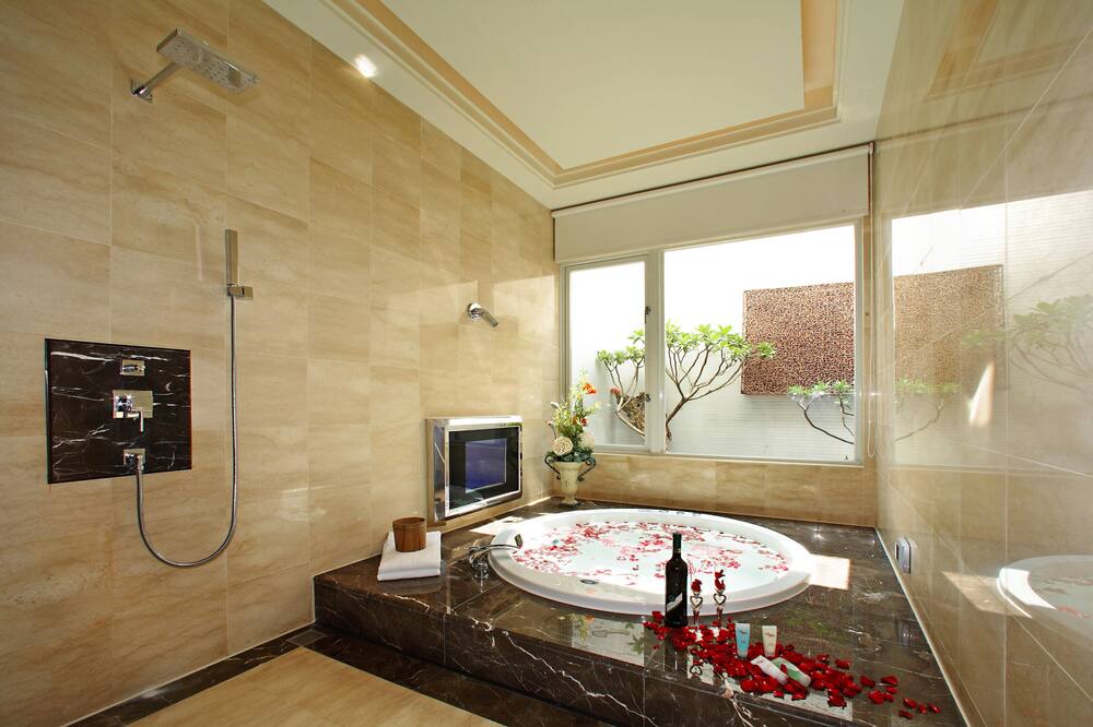 Photo of Bathroom in Luzhu District