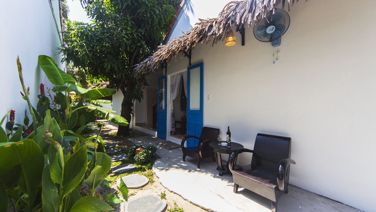Photo of Patio Balcony in Cam An
