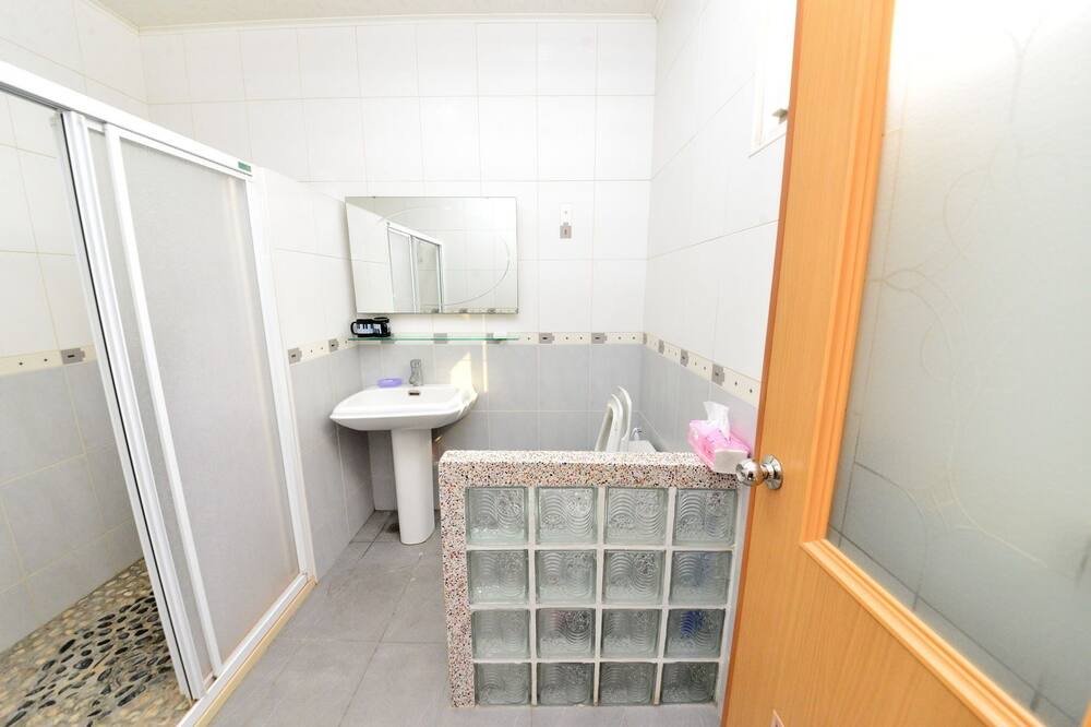 Photo of Bathroom in Danei District