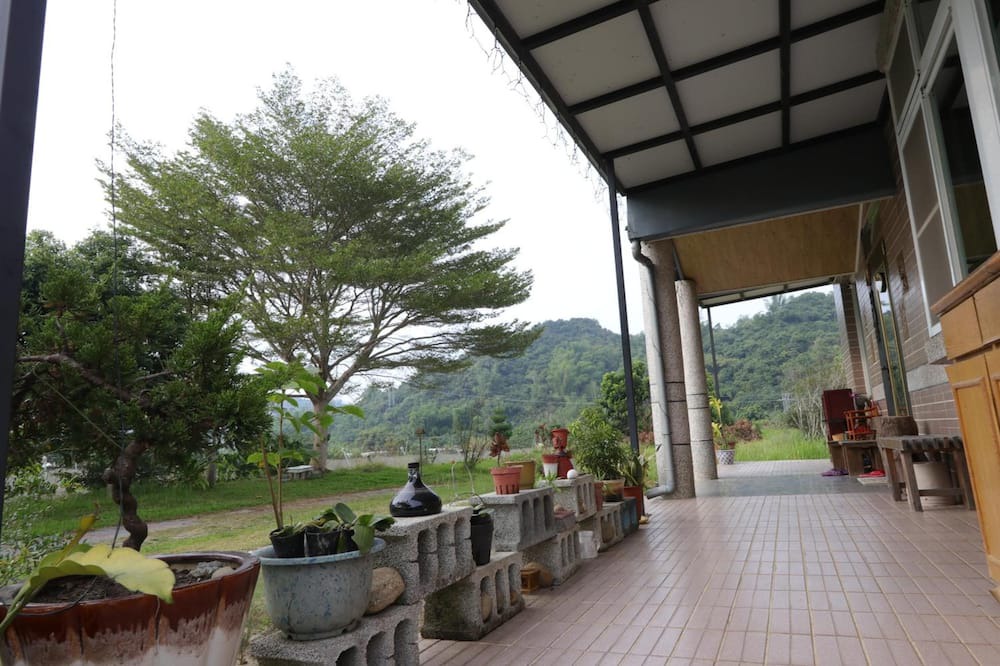 Photo of Patio Balcony in Danei District