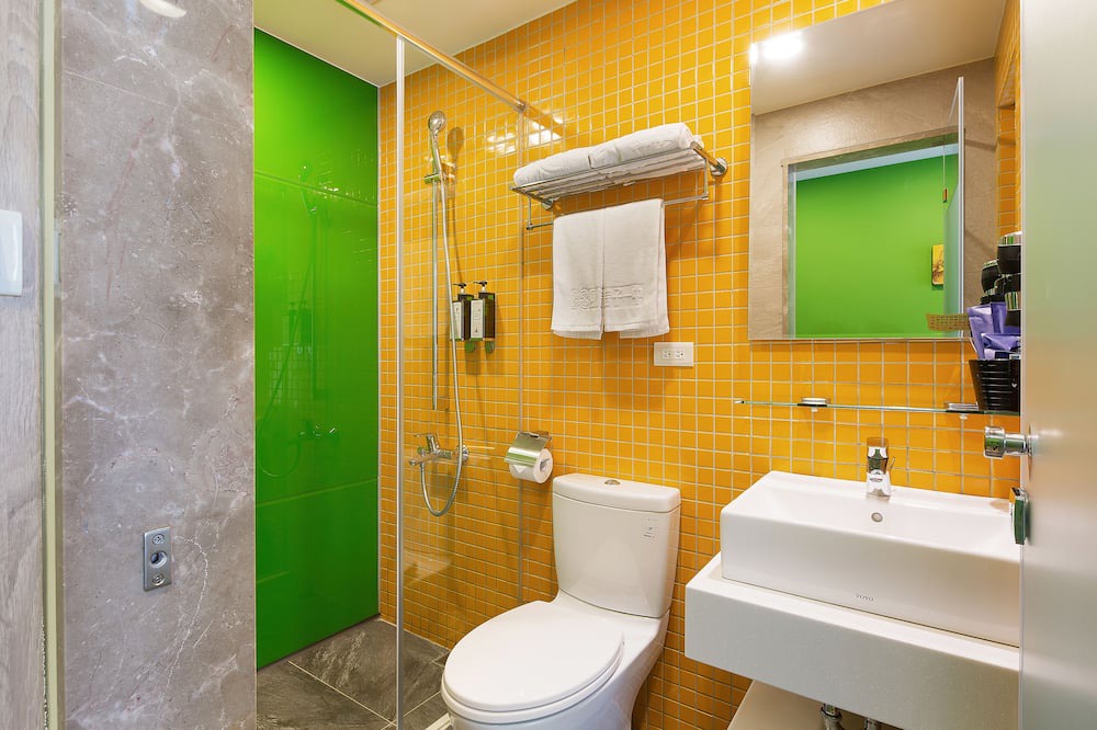 Photo of Bathroom in University District