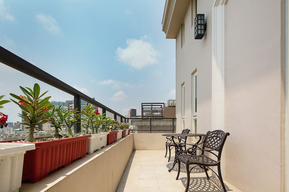 Photo of Patio Balcony in University District